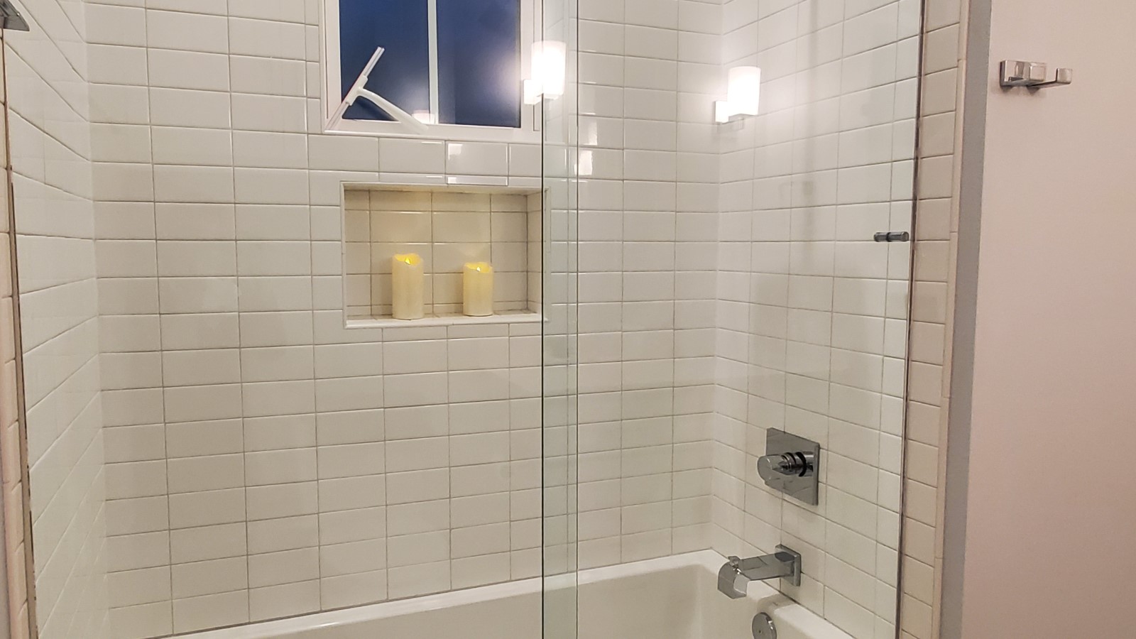 Bathroom 4:  tub/shower combination